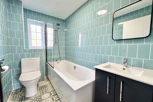 Bathroom- click for photo gallery